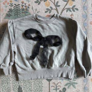 Zara Gray Sweatshirt with Black Bow